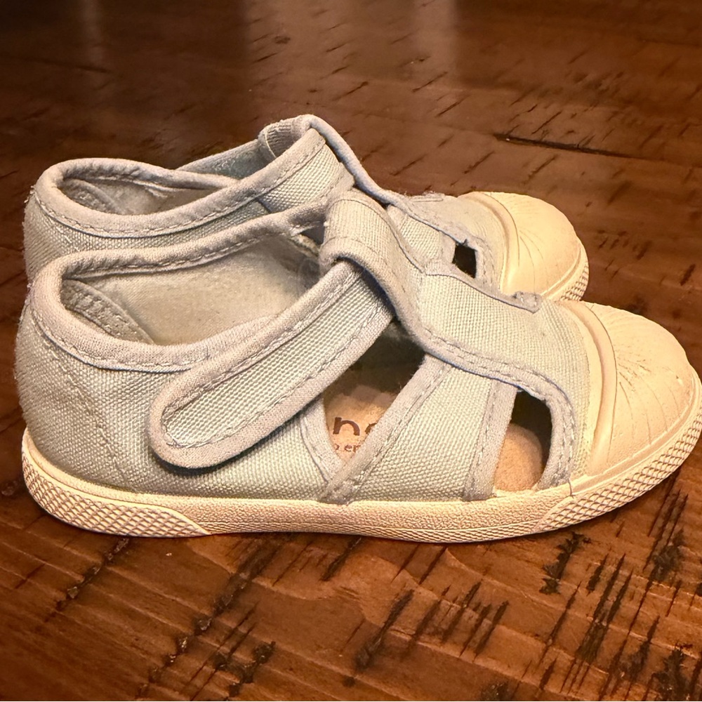 Pisamonas unisex sandals